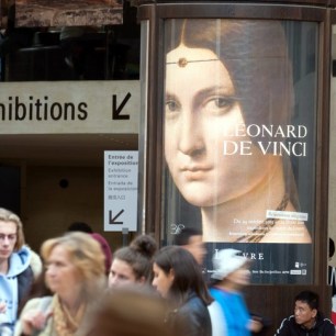 Bruno Levesque / IP3 Paris France le 07 Octobre 2019 Illustration Musee du Louvre.Affiche pour annoncer l'exposition de Leonard de Vinci.Louvre Museum. Poster to announce the exhibition of Leonardo da Vinci on October 07 2019 (MaxPPP TagID: maxpeoplefrfour590654.jpg) [Photo via MaxPPP]